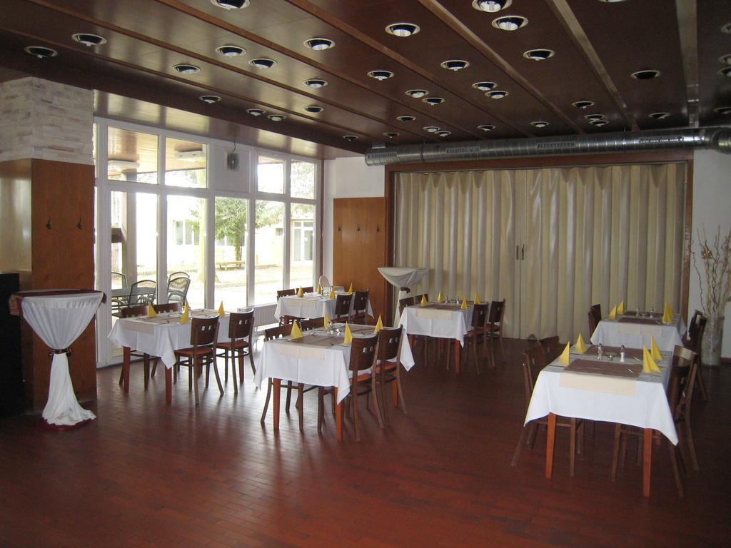 Hotel Fontana Brno Exterior photo